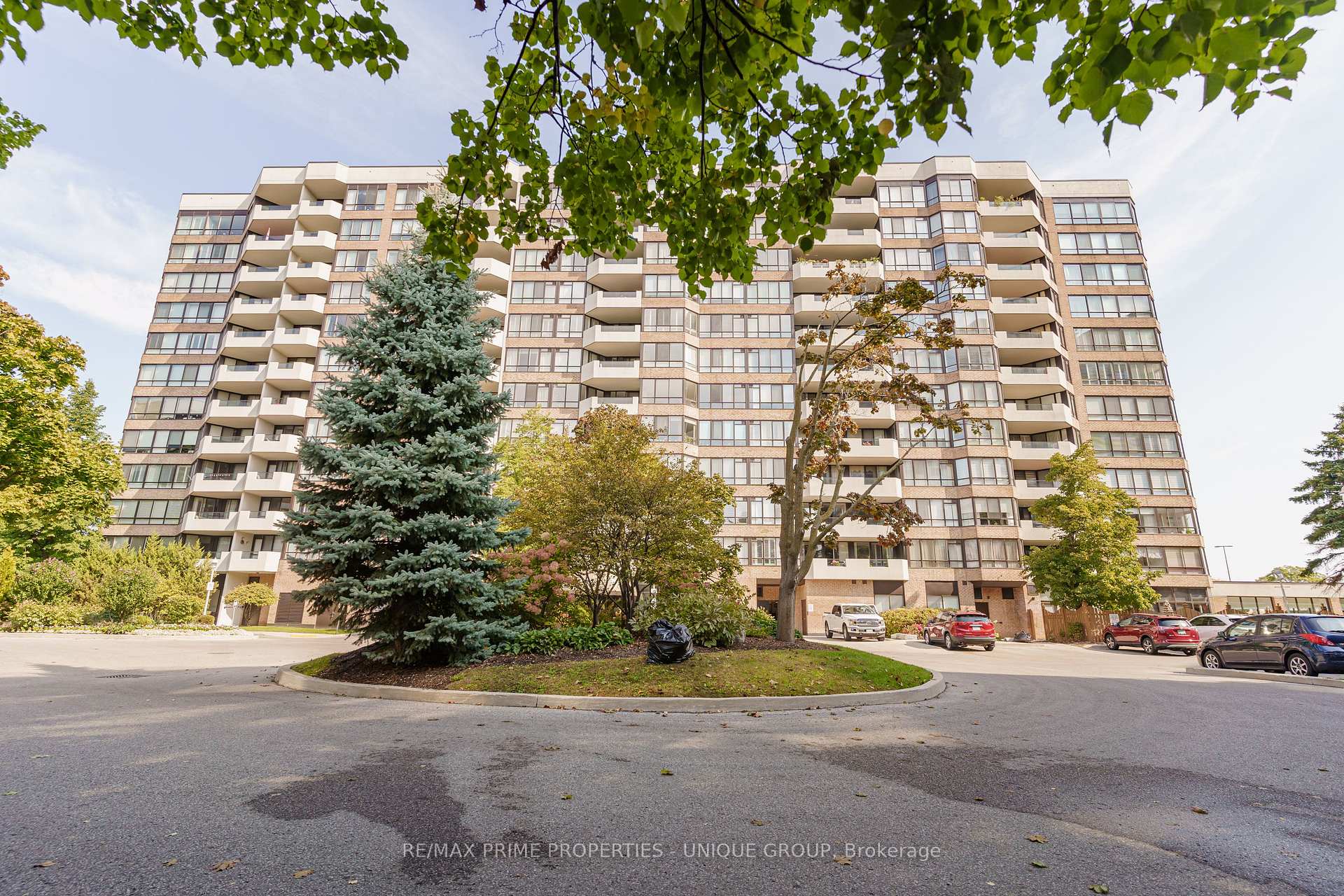 Front of Unit 827, 25 Austin Drive