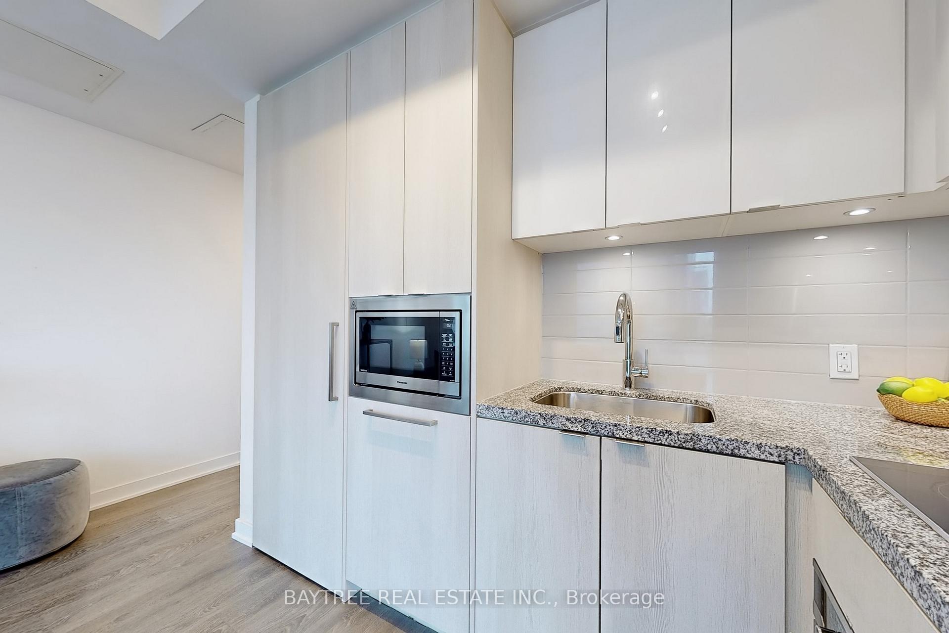 Photo 12 of Unit 1509, 115 Blue Jays Way, Toronto, Waterfront Communities — HOMEH