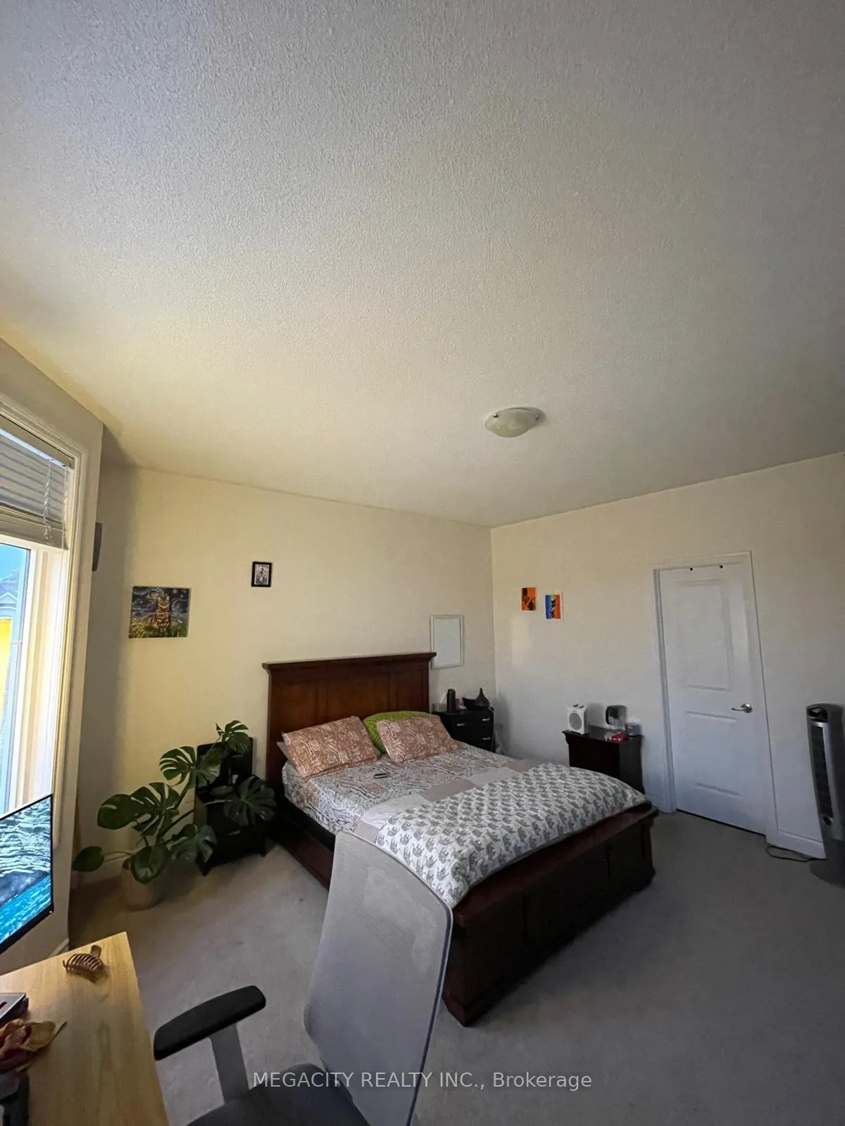 Photo 3 of Unit upper portion, 47 Elysian Fields Circle, Brampton, Bram West — HOMEH