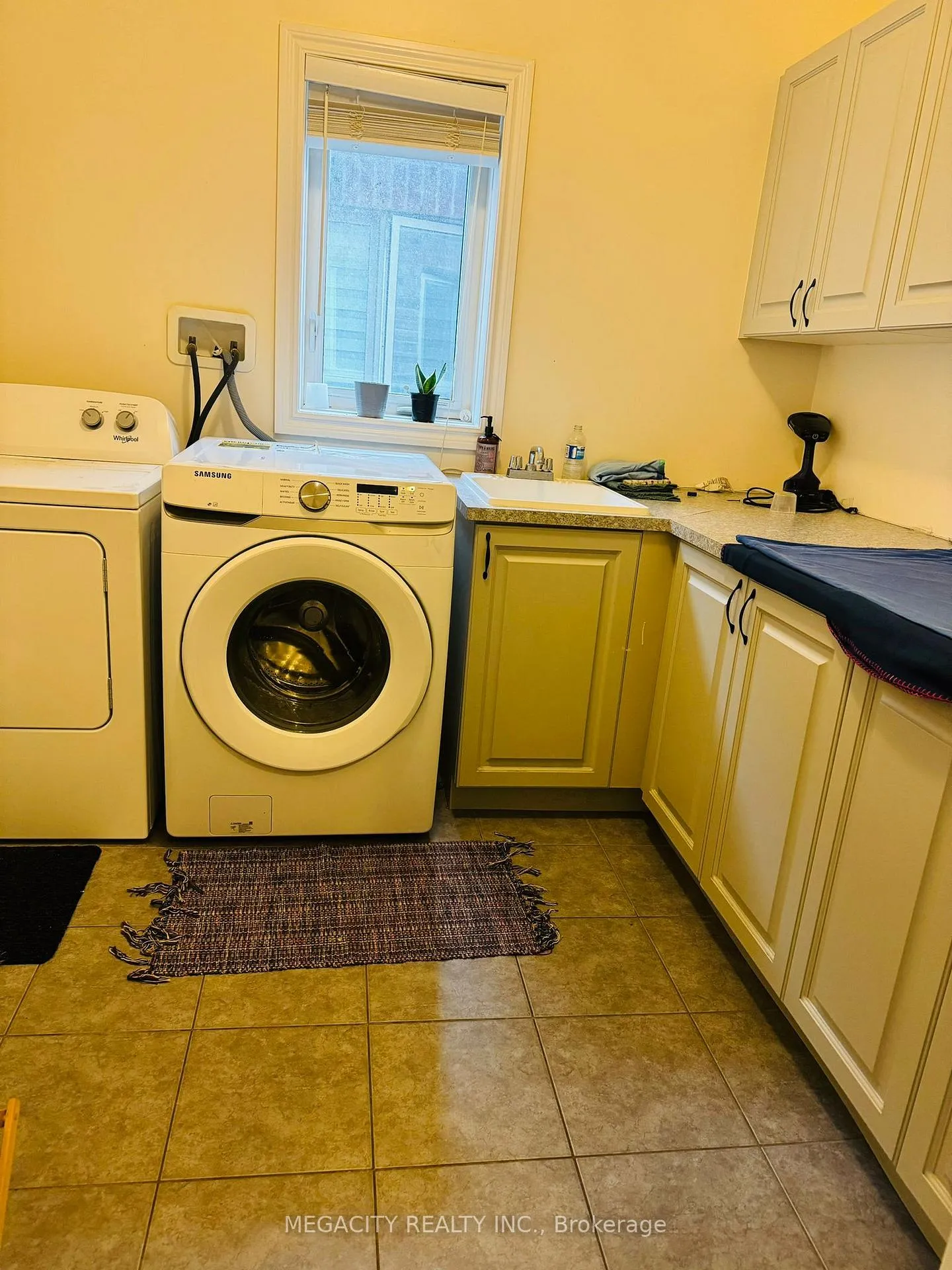Photo 27 of Unit upper portion, 47 Elysian Fields Circle, Brampton, Bram West — HOMEH