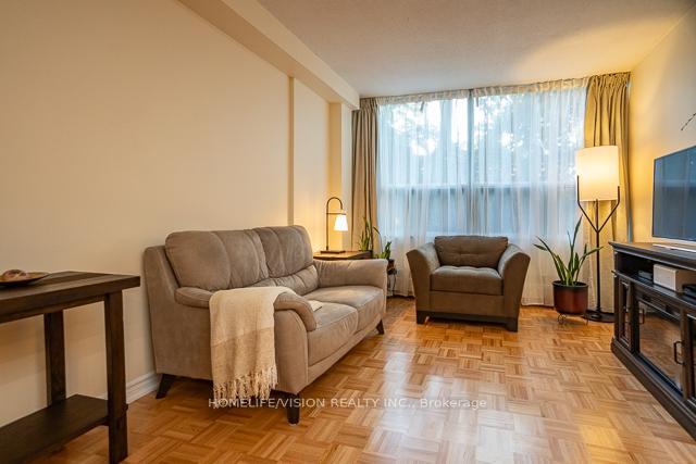 Photo 5 of Unit R1-1, 60 Pavane Linkway, Toronto, Flemingdon Park — HOMEH