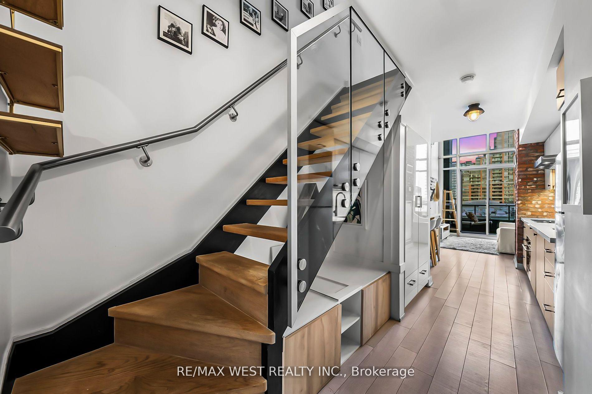Photo 1 of Unit 429, 5 Hanna Avenue, Toronto, Niagara — HOMEH