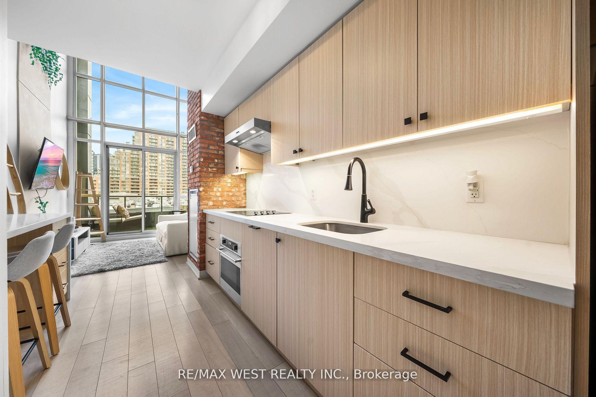 Photo 9 of Unit 429, 5 Hanna Avenue, Toronto, Niagara — HOMEH