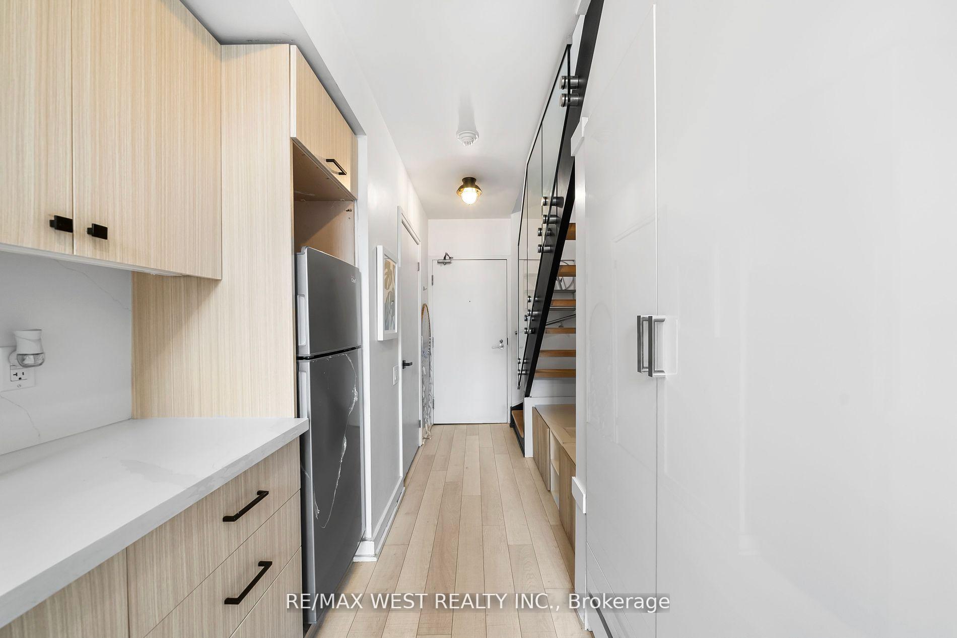 Photo 26 of Unit 429, 5 Hanna Avenue, Toronto, Niagara — HOMEH