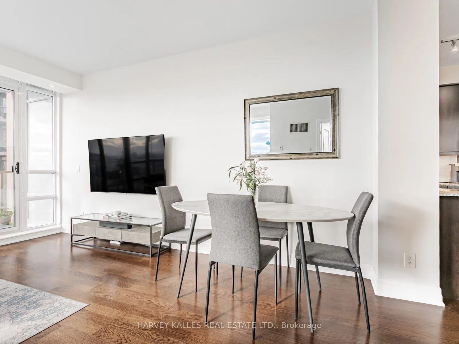 Photo 9 of Unit 1001, 500 St Clair Avenue W, Toronto, Forest Hill South — HOMEH