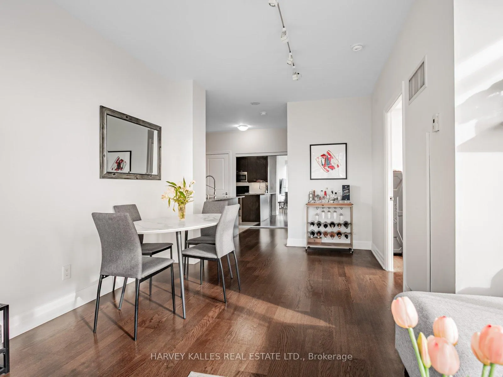Photo 16 of Unit 1001, 500 St Clair Avenue W, Toronto, Forest Hill South — HOMEH