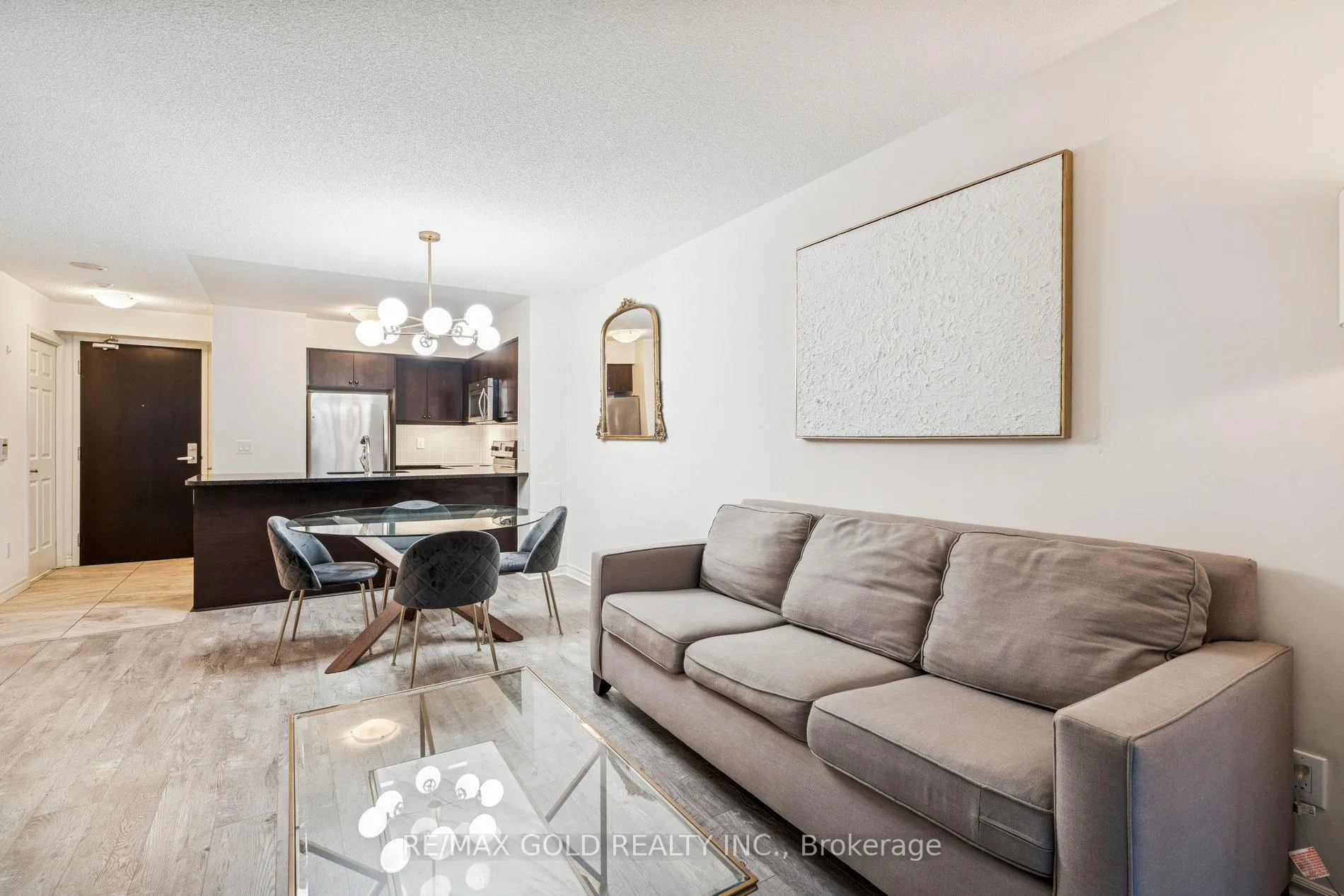 Photo 7 of Unit 1819, 25 Lower Simcoe Street, Toronto, Waterfront Communities — HOMEH