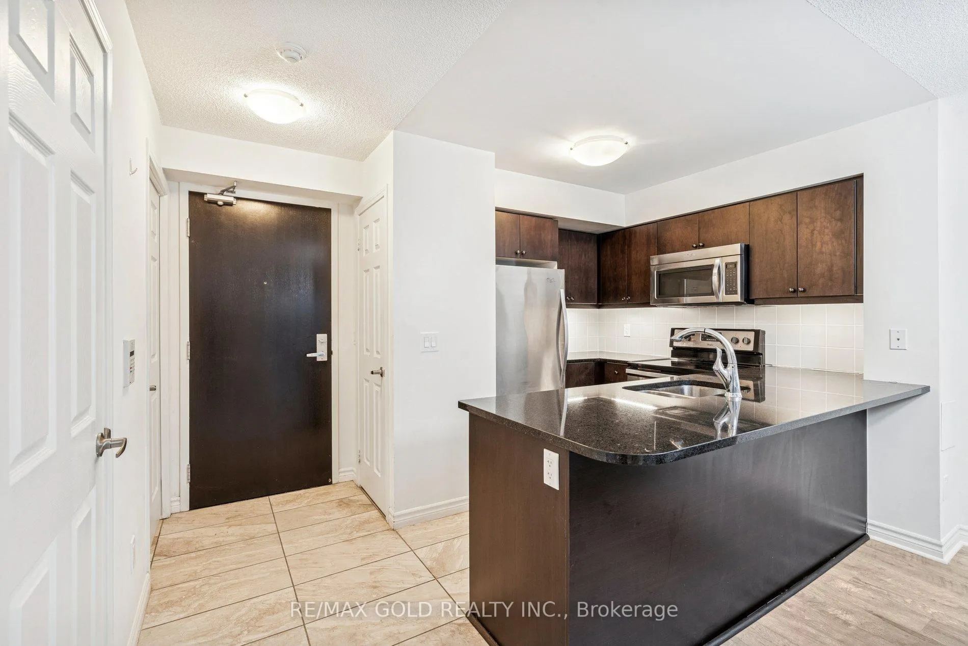 Photo 15 of Unit 1819, 25 Lower Simcoe Street, Toronto, Waterfront Communities — HOMEH