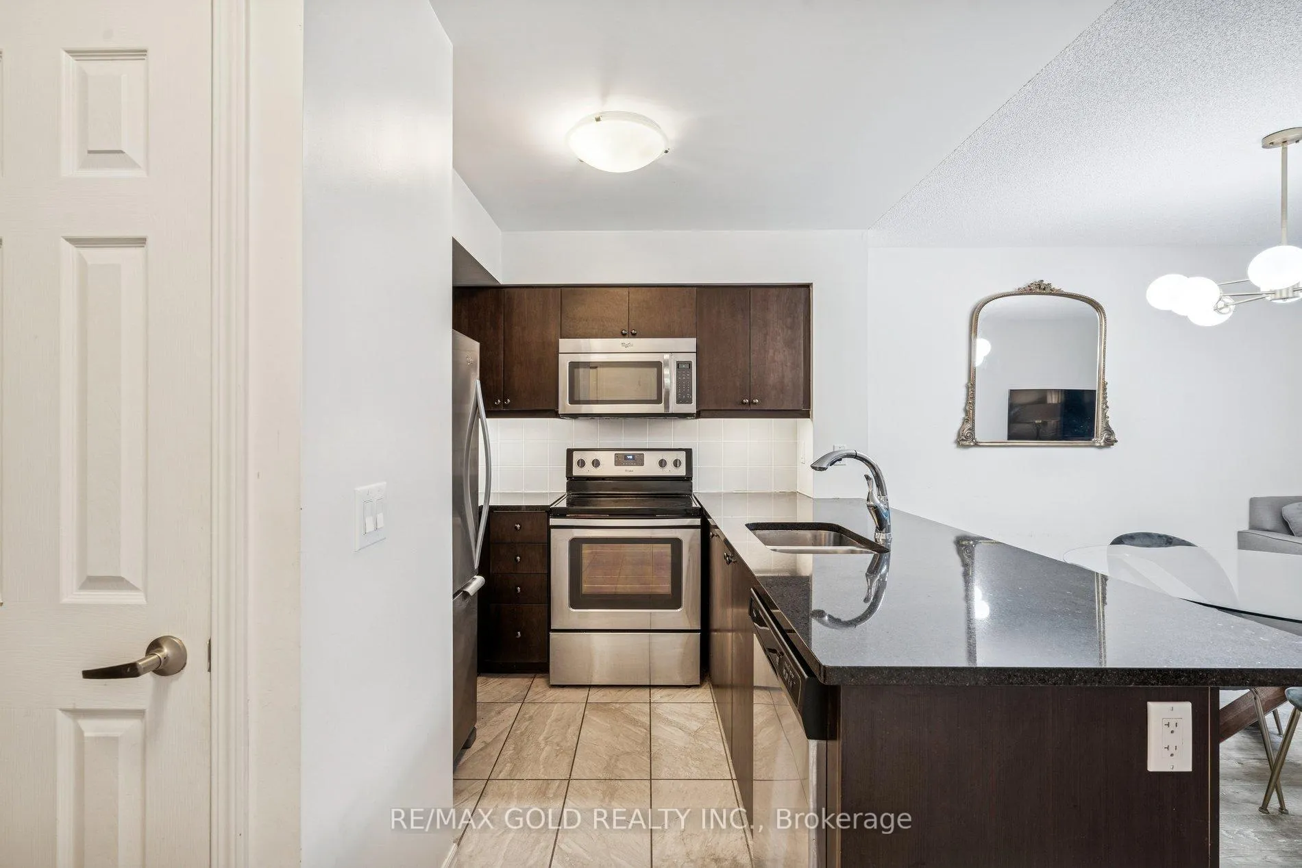 Photo 17 of Unit 1819, 25 Lower Simcoe Street, Toronto, Waterfront Communities — HOMEH
