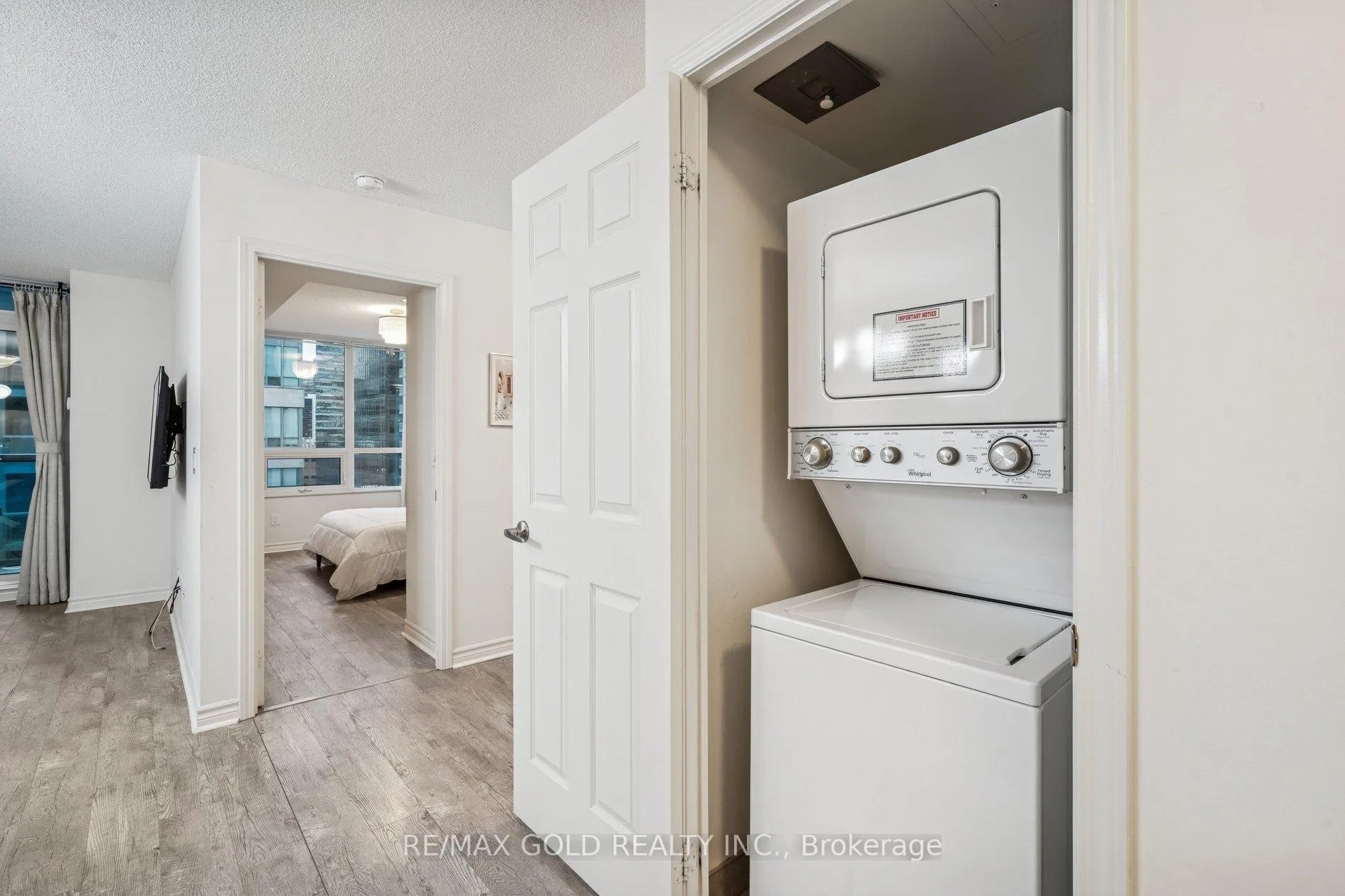 Photo 27 of Unit 1819, 25 Lower Simcoe Street, Toronto, Waterfront Communities — HOMEH