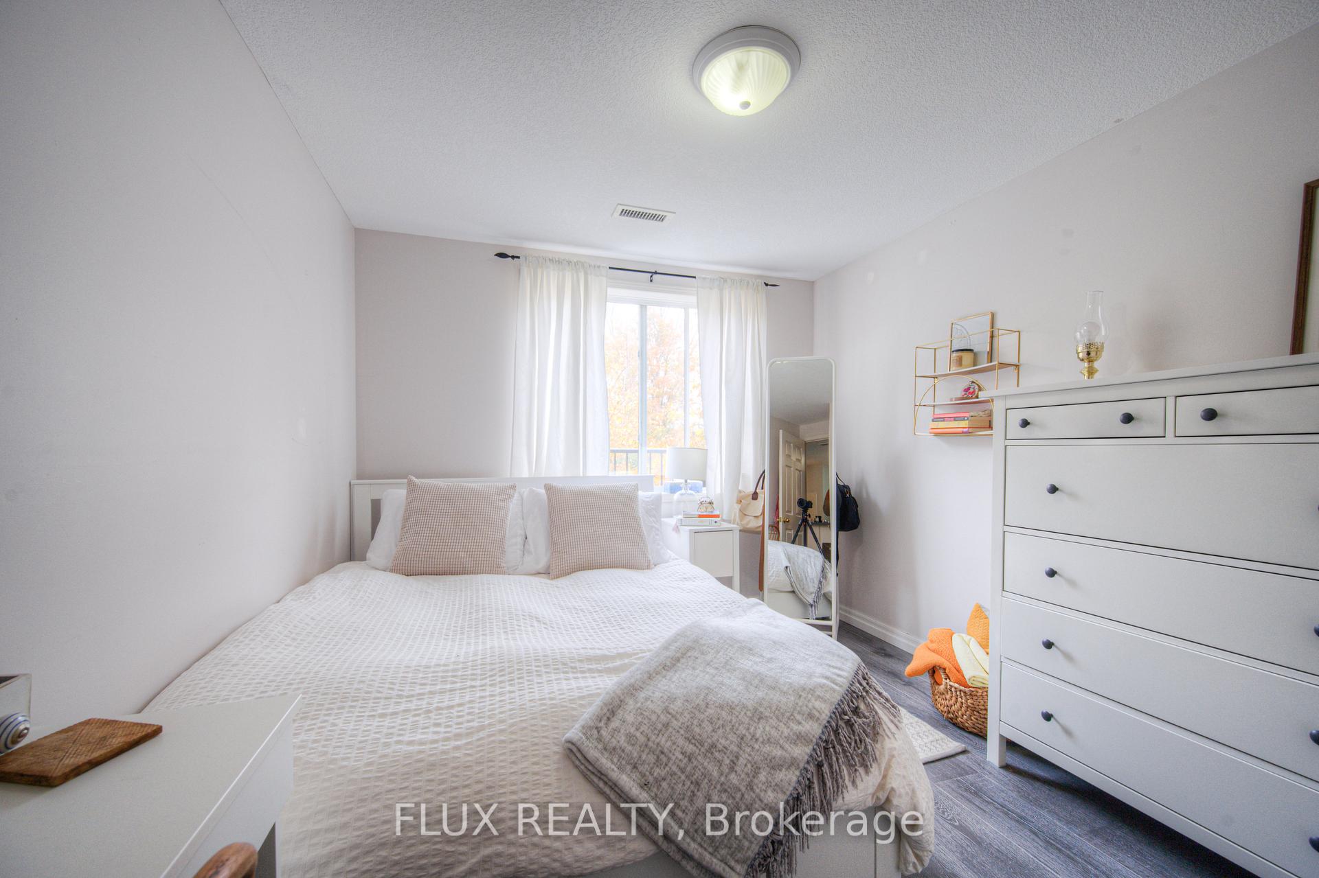 Photo 8 of Unit 10C, 45 Cedarhill Crescent, Kitchener — HOMEH