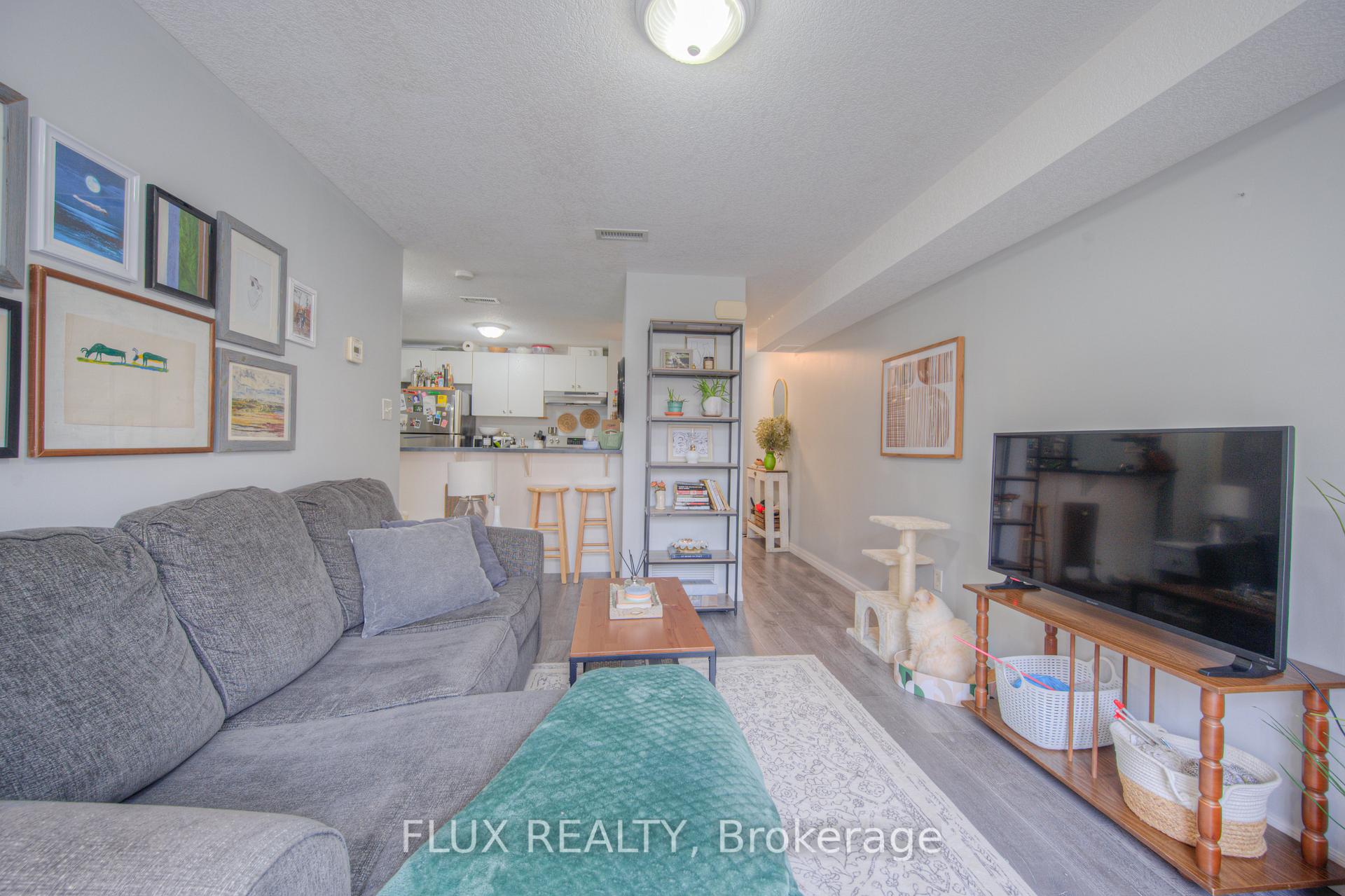 Photo 10 of Unit 10C, 45 Cedarhill Crescent, Kitchener — HOMEH
