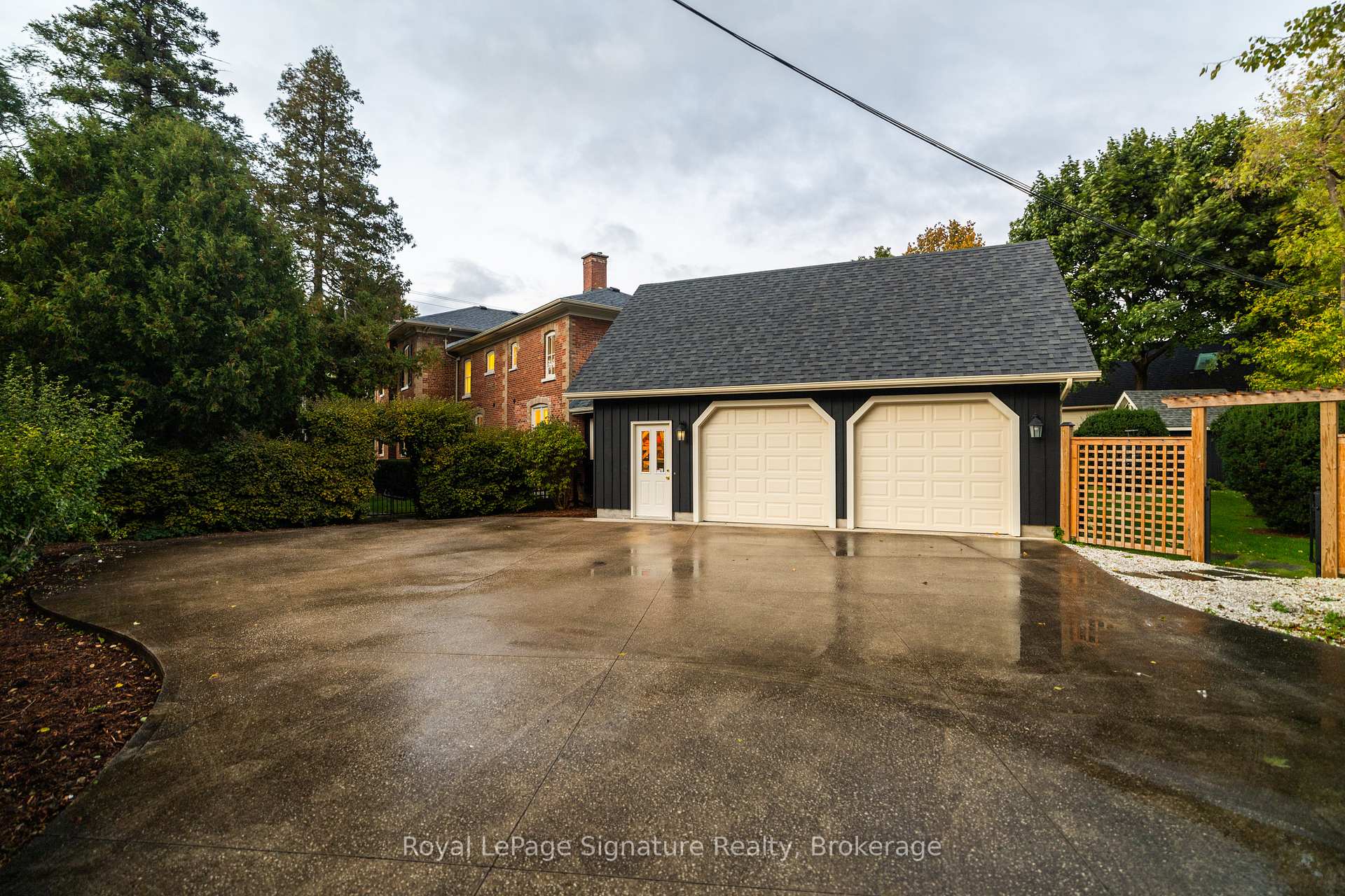 Photo 2 of 186 Third Street, Collingwood — HOMEH