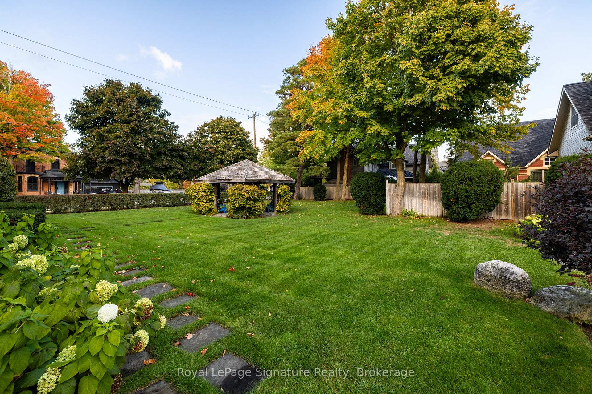 Photo 11 of 186 Third Street, Collingwood — HOMEH