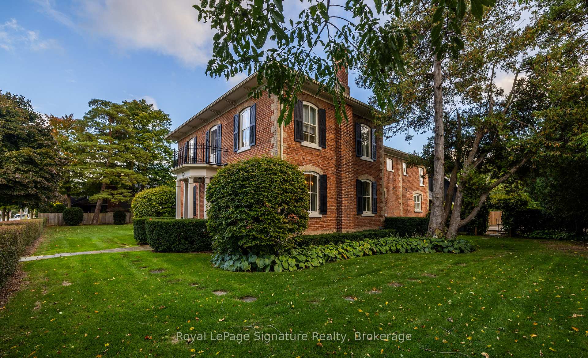 Photo 5 of 186 Third Street, Collingwood — HOMEH