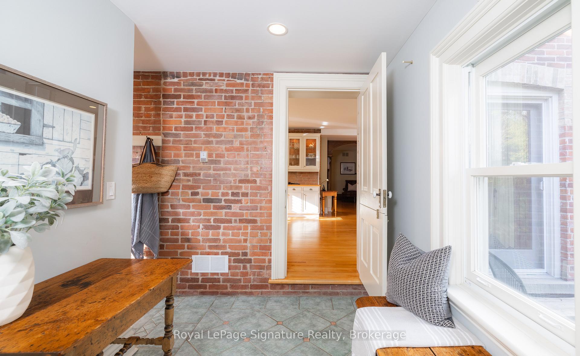 Photo 8 of 186 Third Street, Collingwood — HOMEH
