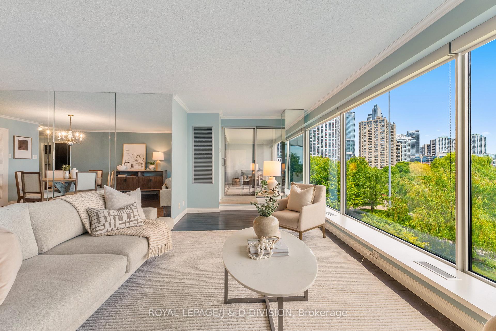 Photo 11 of Unit 410, 401 Queens Quay W, Toronto, Waterfront Communities — HOMEH