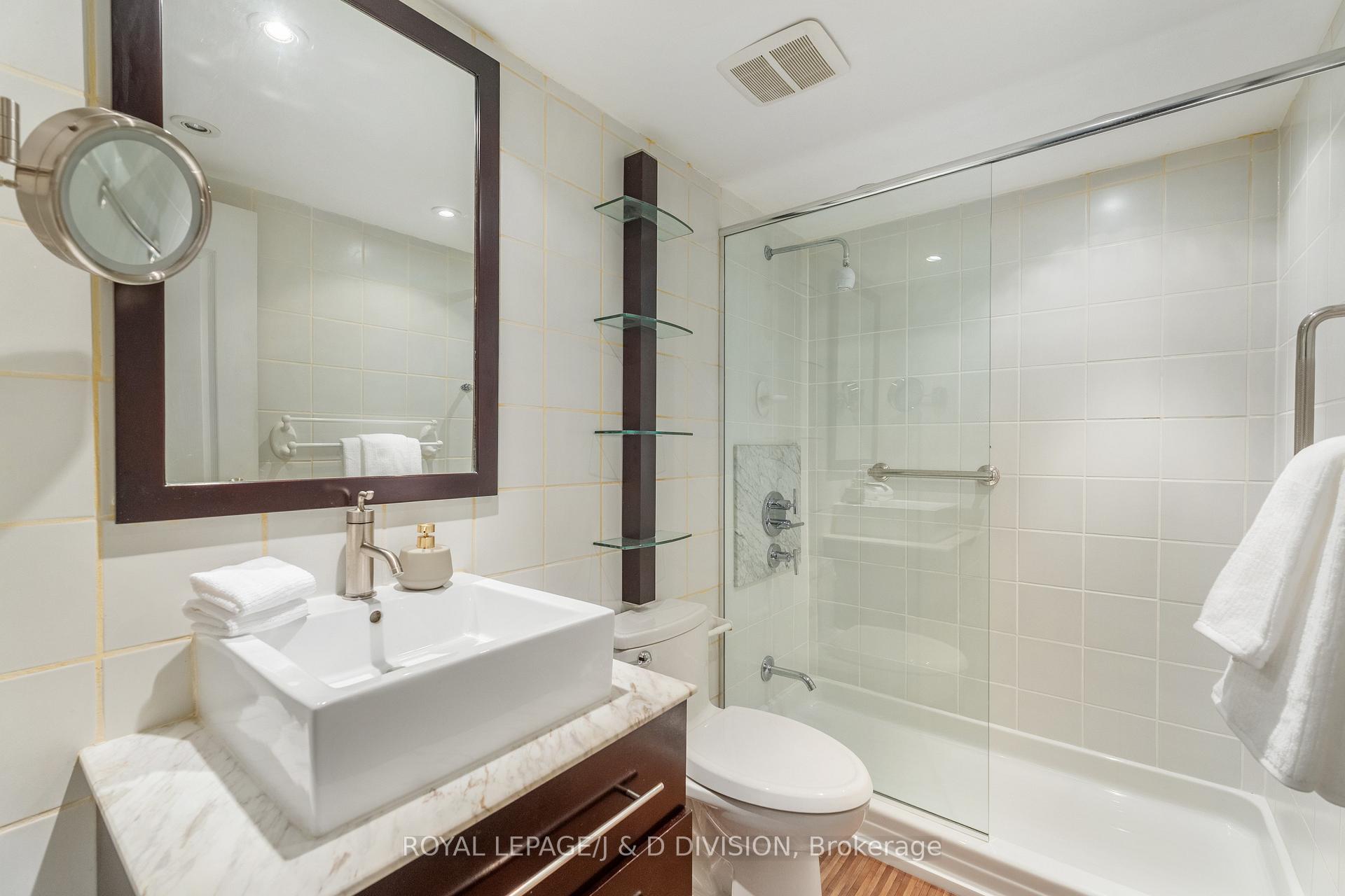Photo 27 of Unit 410, 401 Queens Quay W, Toronto, Waterfront Communities — HOMEH