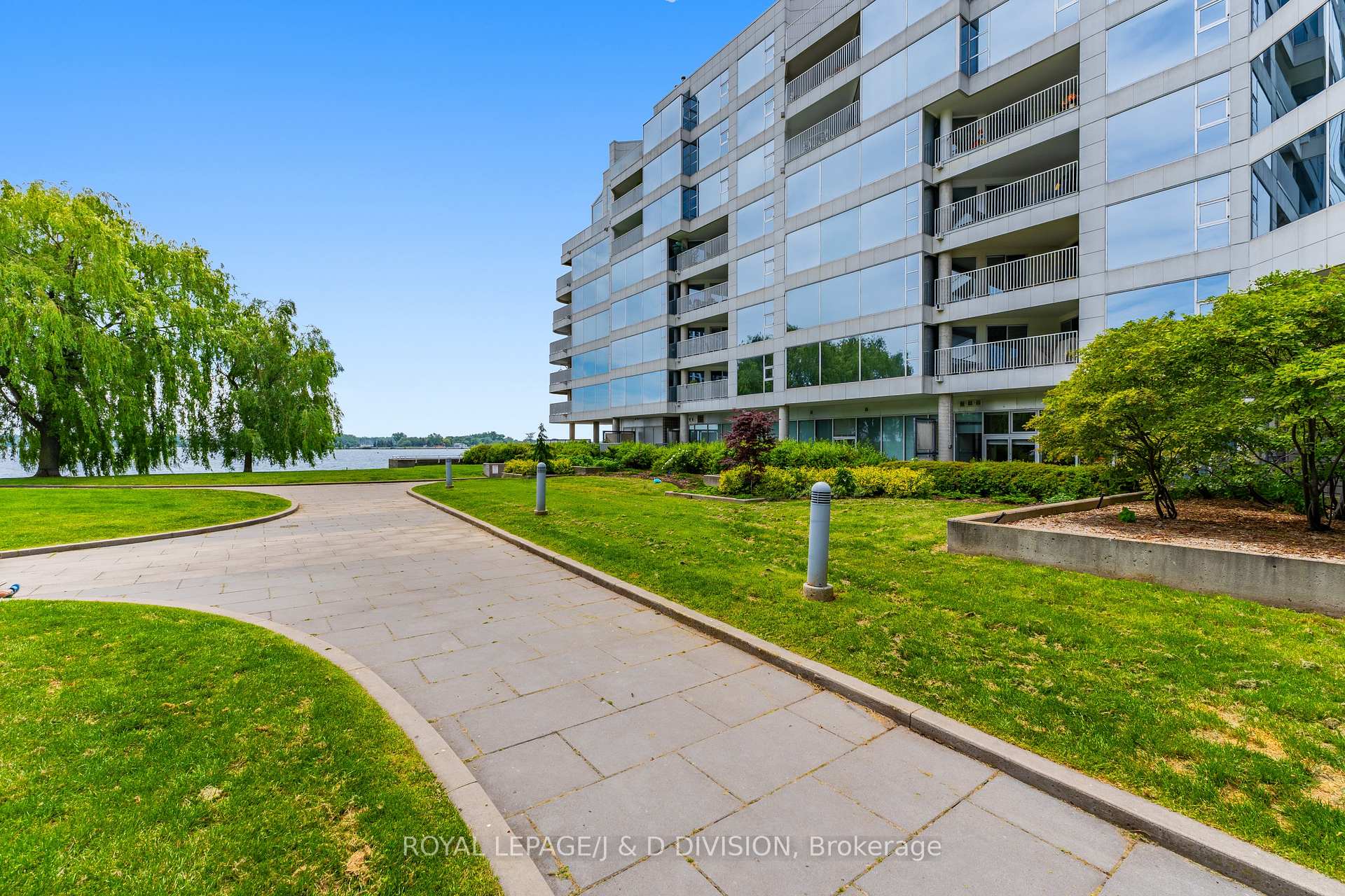 Photo 35 of Unit 410, 401 Queens Quay W, Toronto, Waterfront Communities — HOMEH