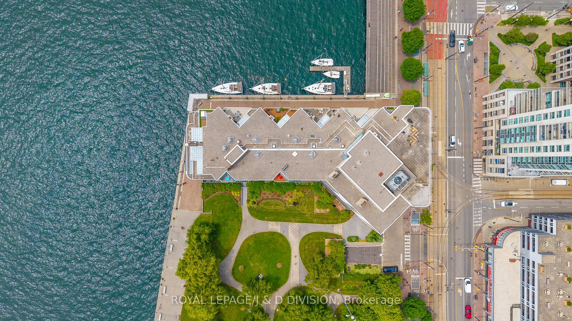 Photo 39 of Unit 410, 401 Queens Quay W, Toronto, Waterfront Communities — HOMEH