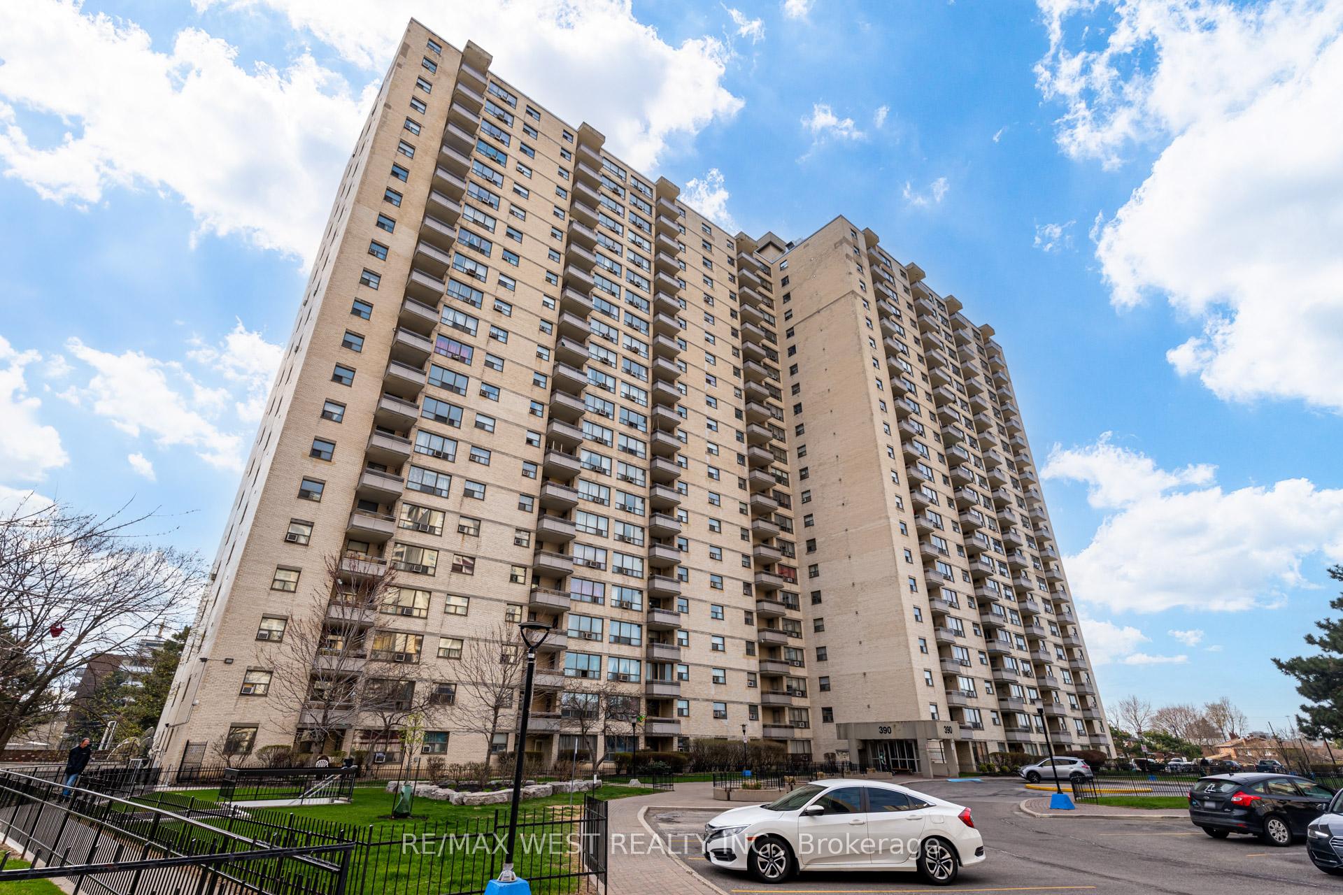 Front of Unit 1013, 390 Dixon Road