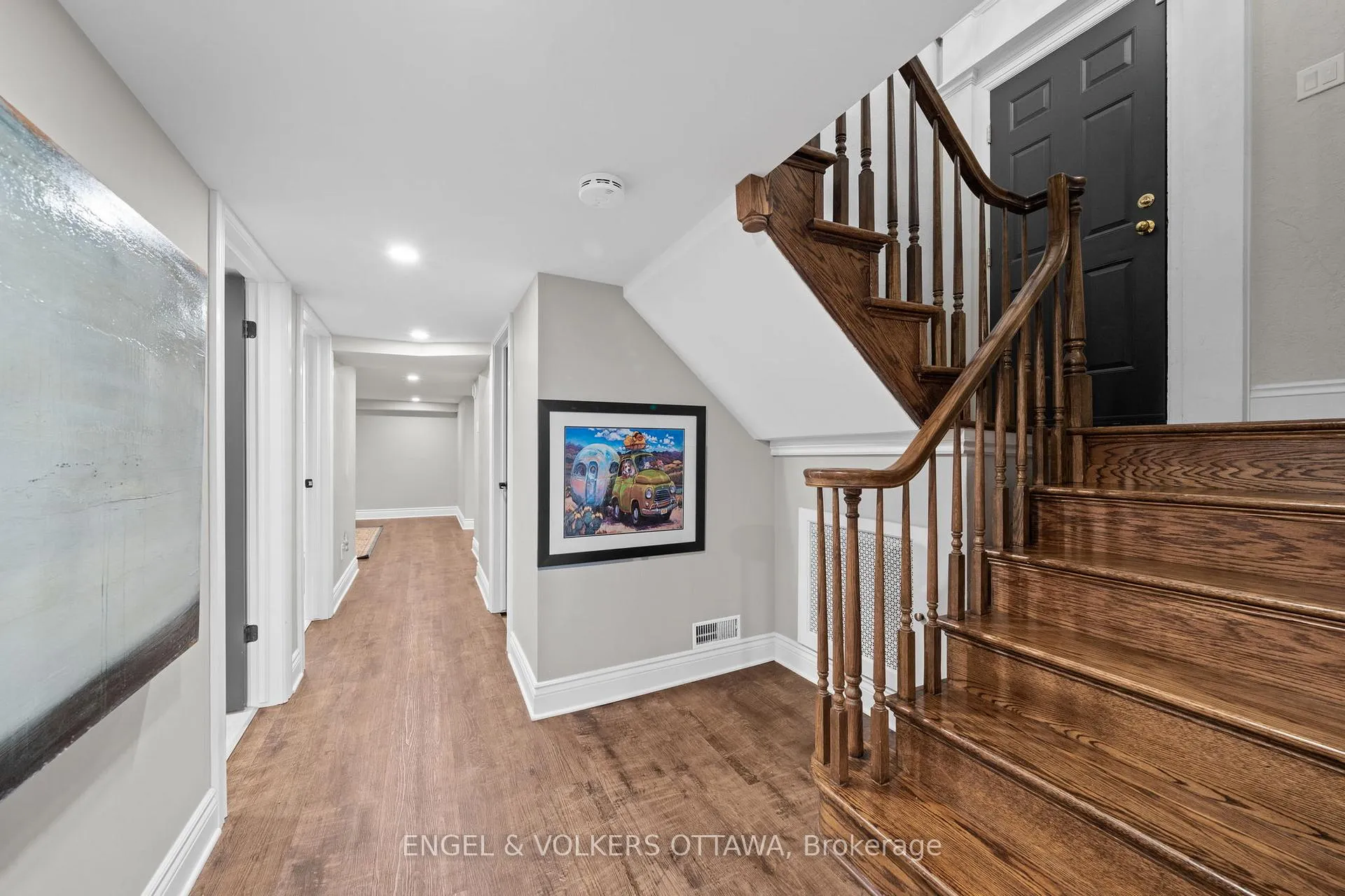 Photo 31 of 105 Stanley Avenue, Ottawa, New Edinburgh — HOMEH