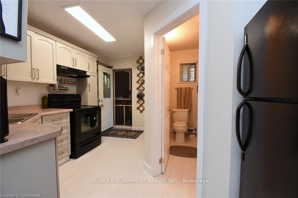 Photo 9 of Unit 10, 356 Hunter Street E, Hamilton, Stinson — HOMEH