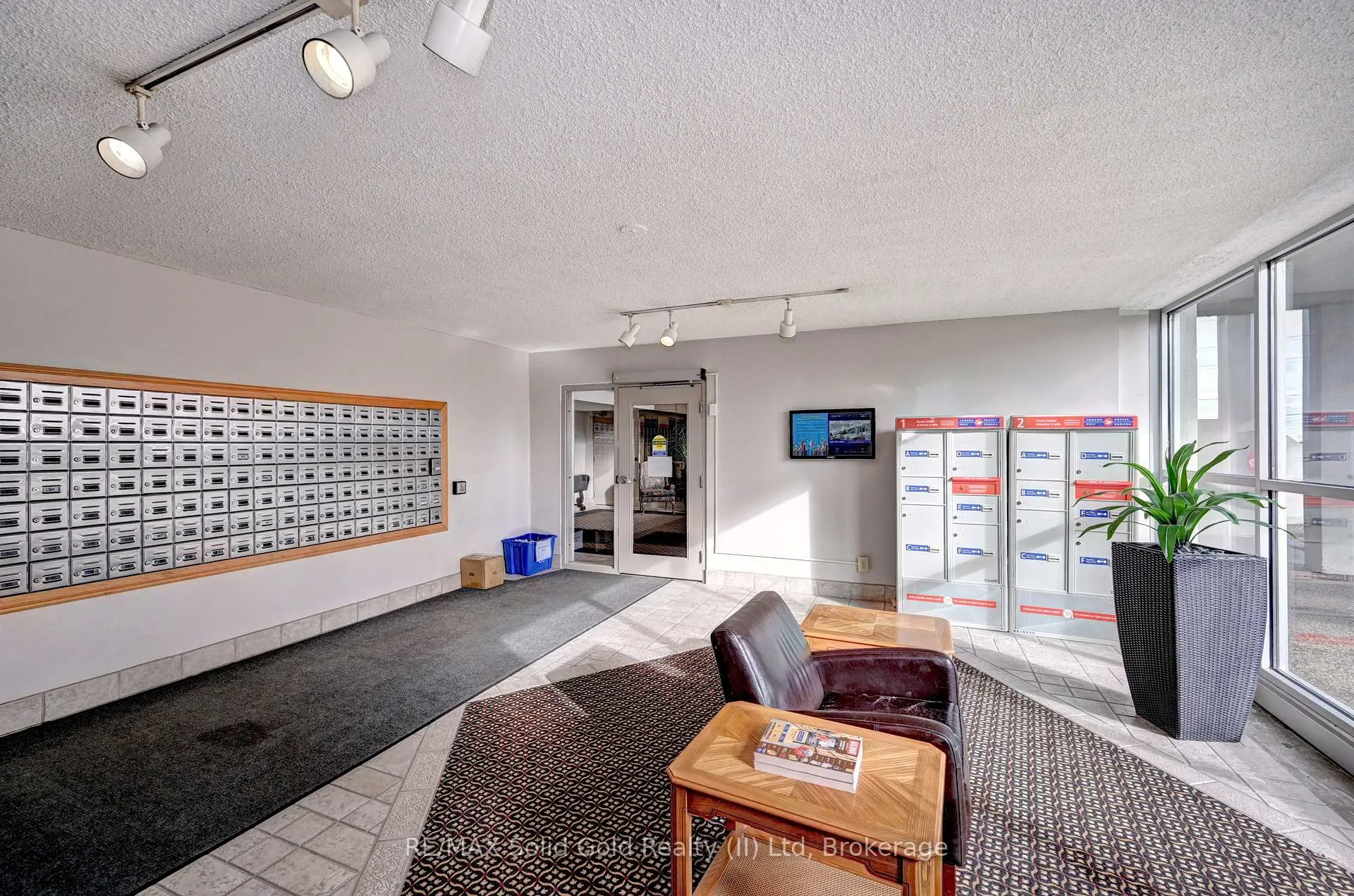 Photo 6 of Unit 1502, 375 King Street N, Waterloo — HOMEH
