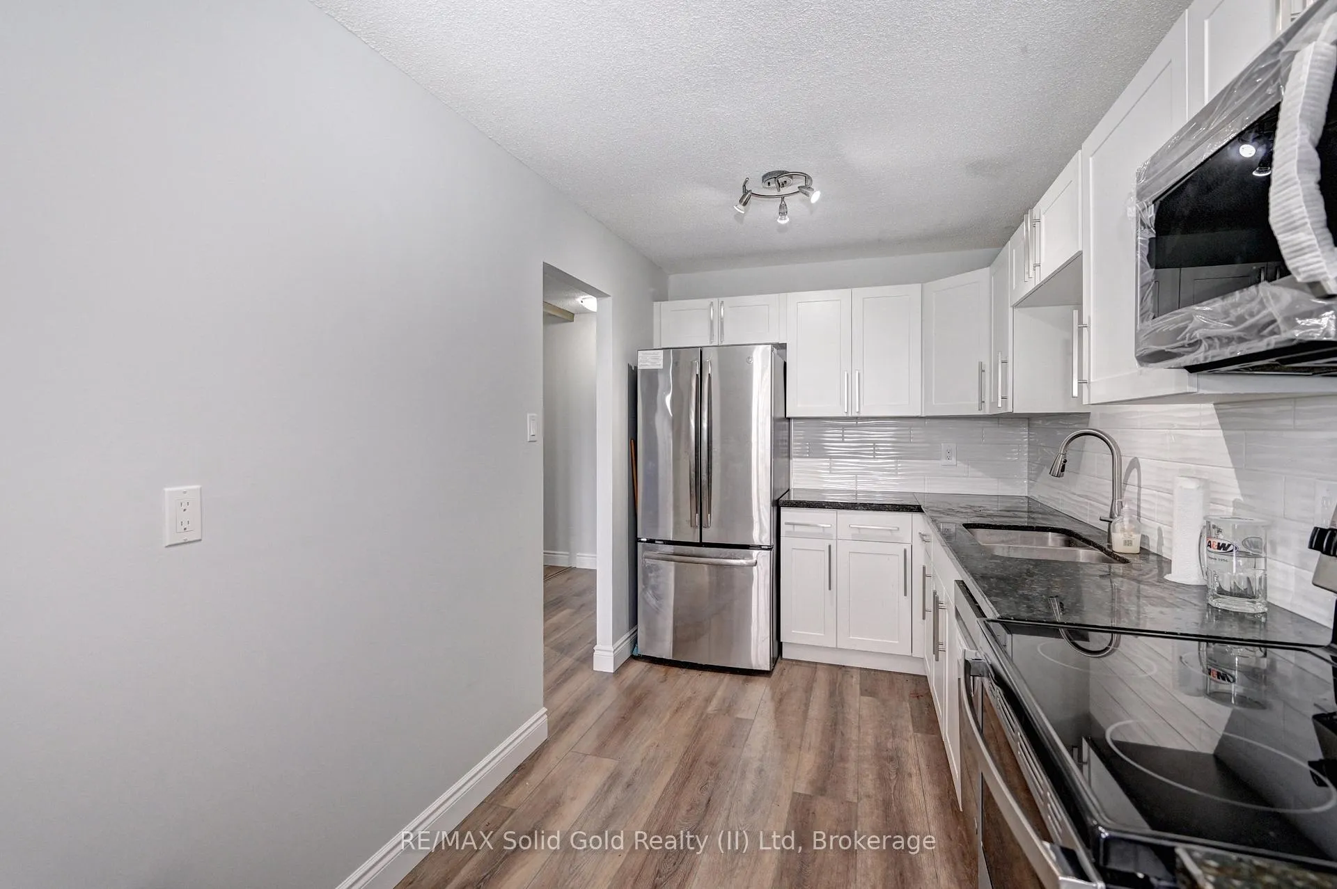 Photo 8 of Unit 1502, 375 King Street N, Waterloo — HOMEH