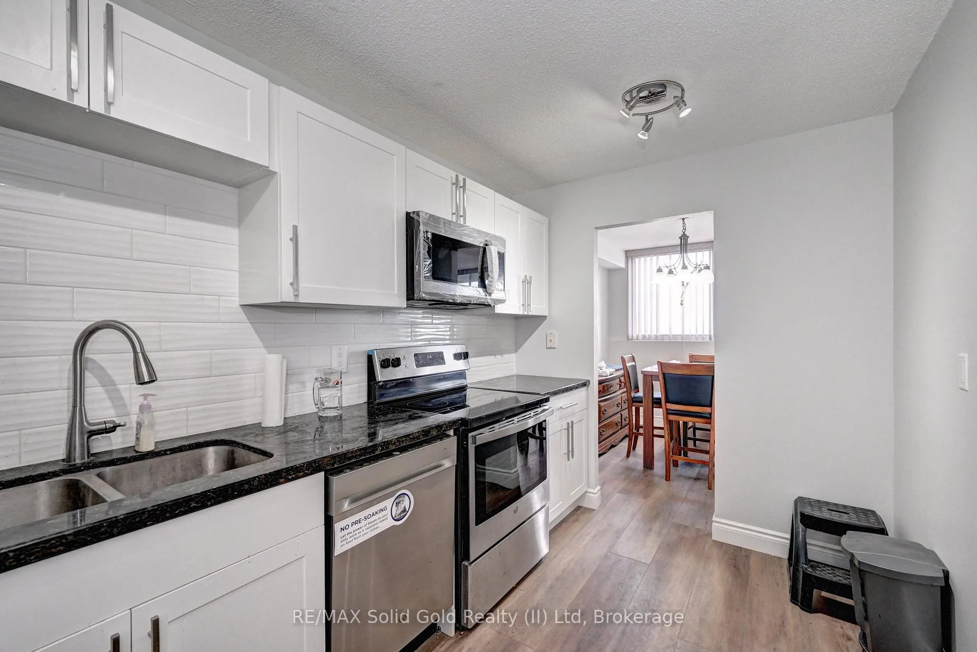 Photo 9 of Unit 1502, 375 King Street N, Waterloo — HOMEH