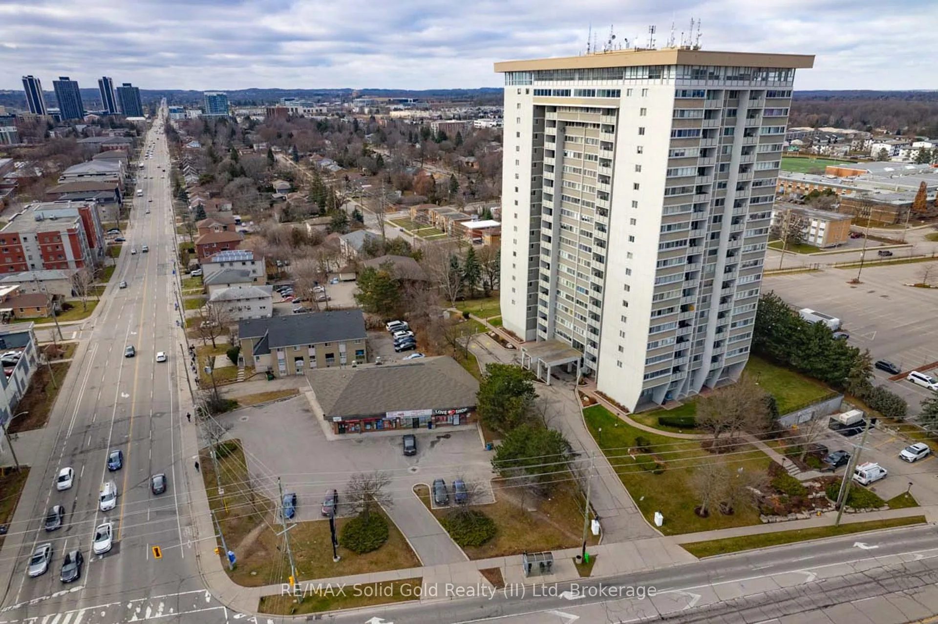 Photo 40 of Unit 1502, 375 King Street N, Waterloo — HOMEH