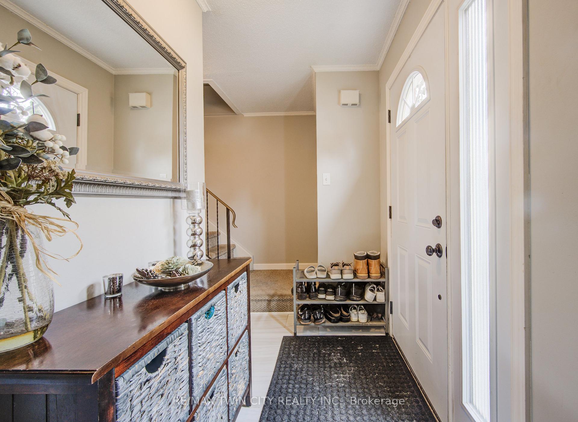 Photo 8 of Unit 43, 121 University Avenue E, Waterloo — HOMEH