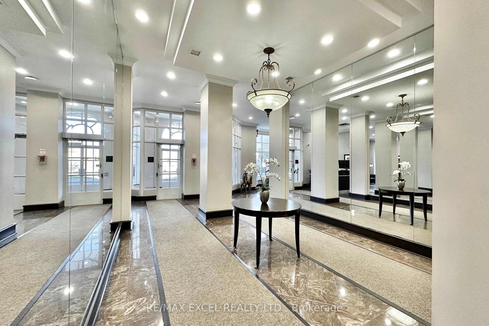 Photo 5 of Unit 708, 21 Overlea Boulevard, Toronto, Thorncliffe Park — HOMEH