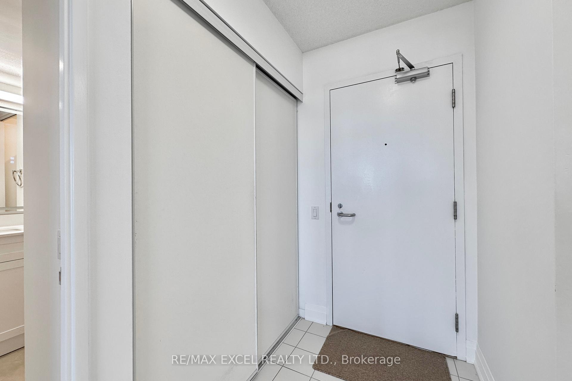 Photo 2 of Unit 708, 21 Overlea Boulevard, Toronto, Thorncliffe Park — HOMEH