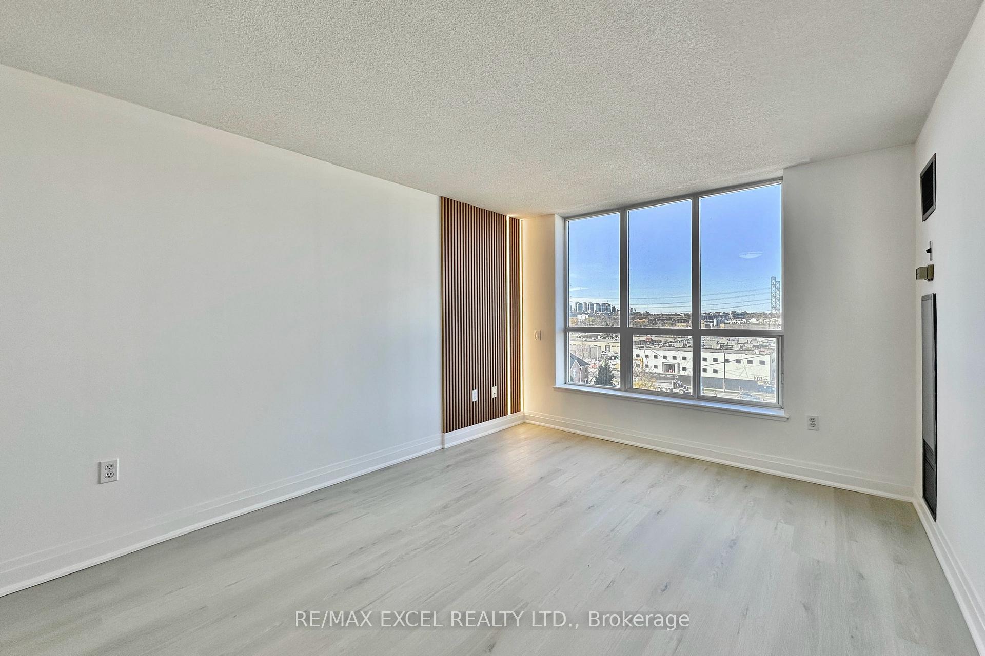 Photo 14 of Unit 708, 21 Overlea Boulevard, Toronto, Thorncliffe Park — HOMEH