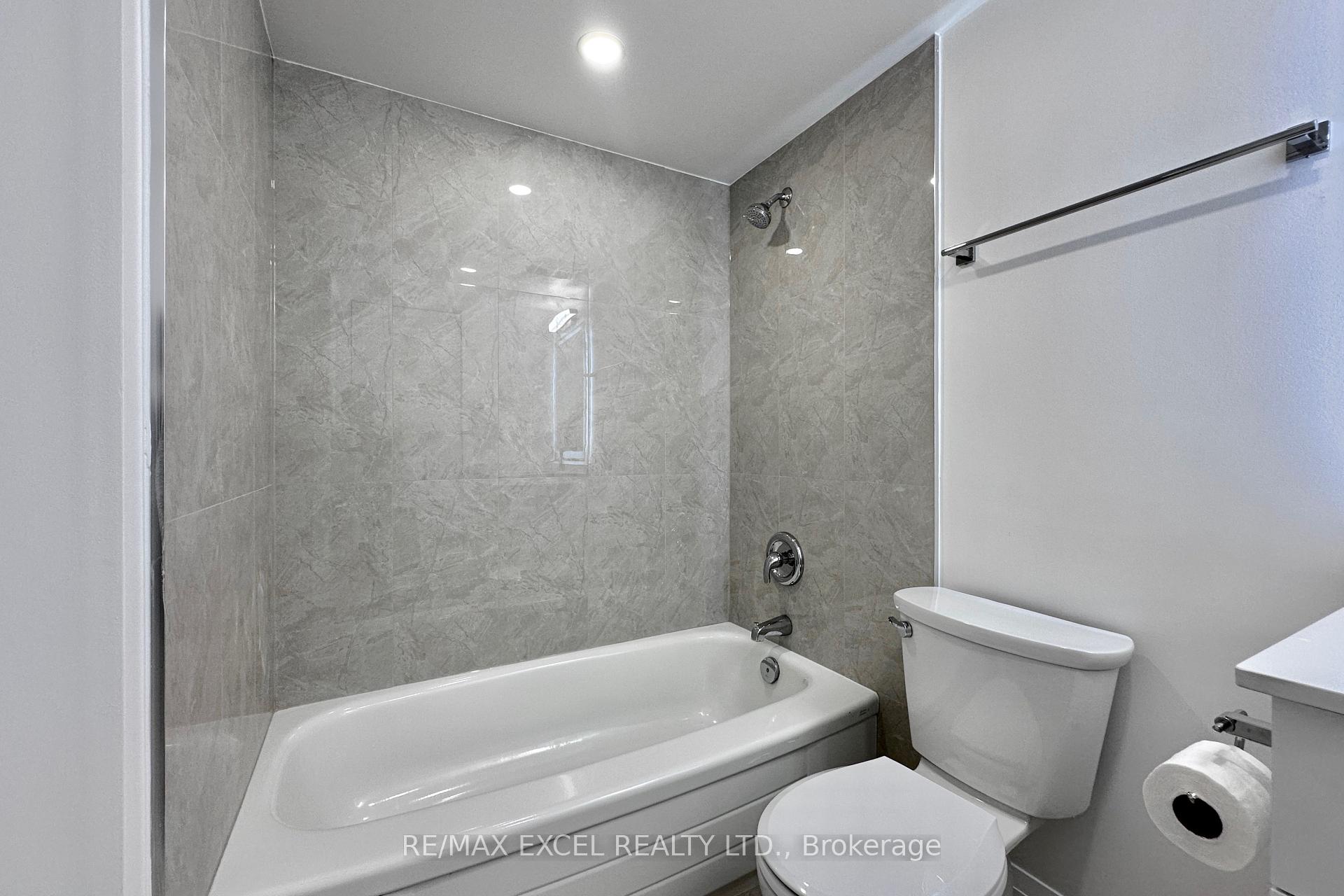 Photo 11 of Unit 708, 21 Overlea Boulevard, Toronto, Thorncliffe Park — HOMEH