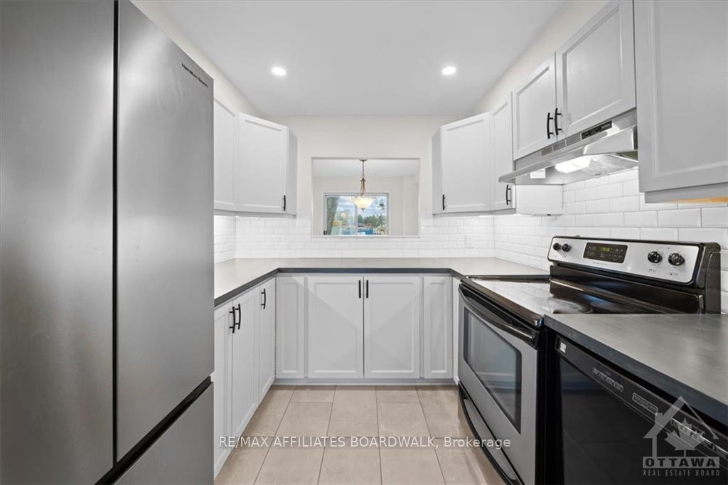 Photo 11 of 111 Beachview, Ottawa, Mooneys Bay/Riverside Park — HOMEH
