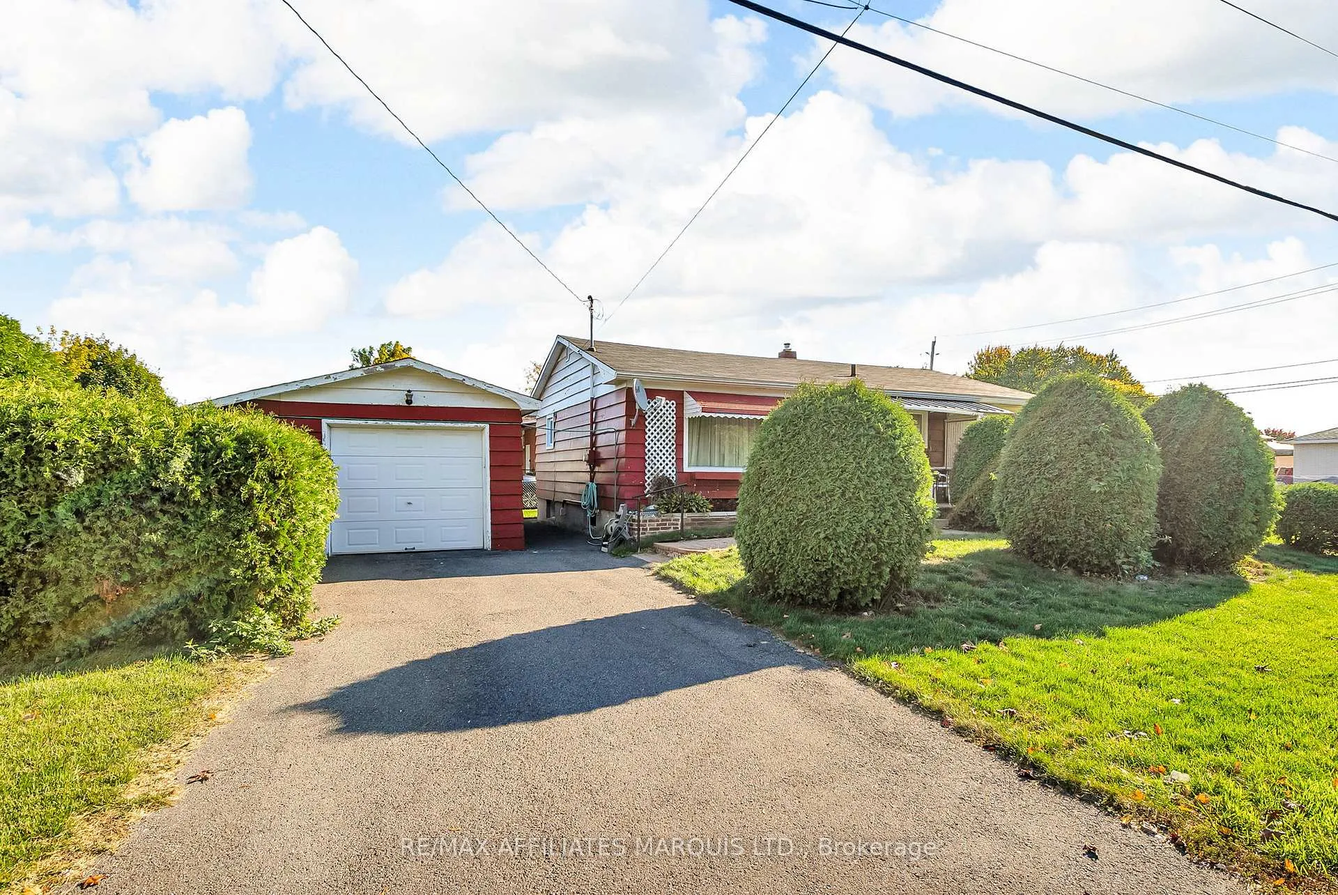 Photo 1 of 1301 Gallinger Avenue, Cornwall — HOMEH