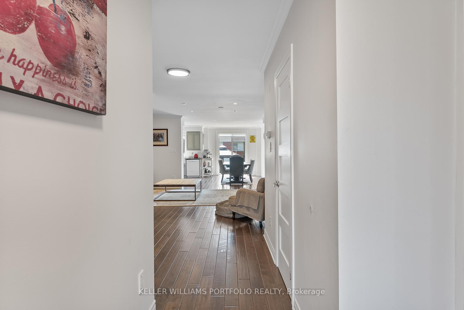 Photo 6 of 50 Coolspring Crescent, Caledon, Bolton East — HOMEH