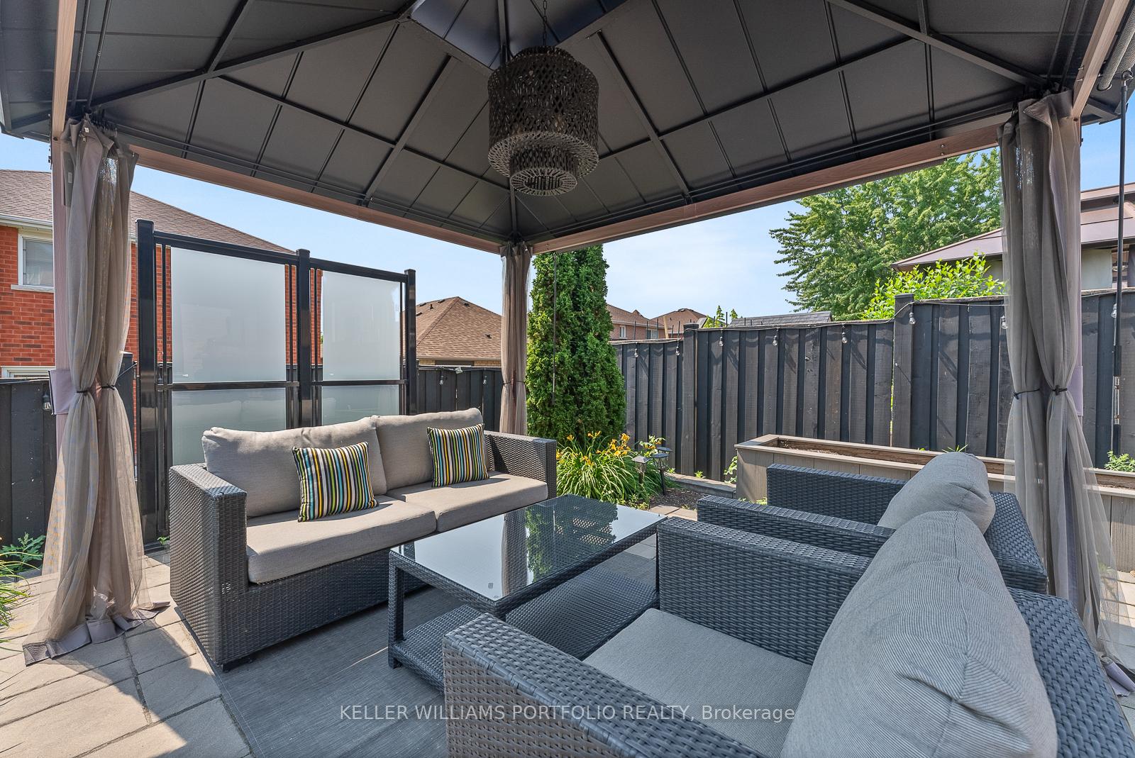 Photo 44 of 50 Coolspring Crescent, Caledon, Bolton East — HOMEH