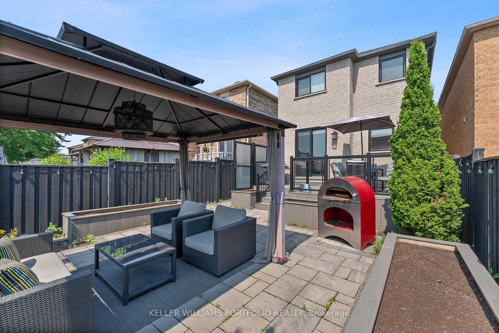 Photo 46 of 50 Coolspring Crescent, Caledon, Bolton East — HOMEH