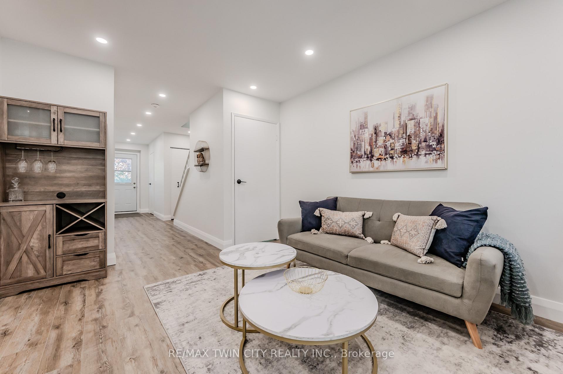 Photo 6 of Unit E, 308 Bluevale Street, Waterloo — HOMEH