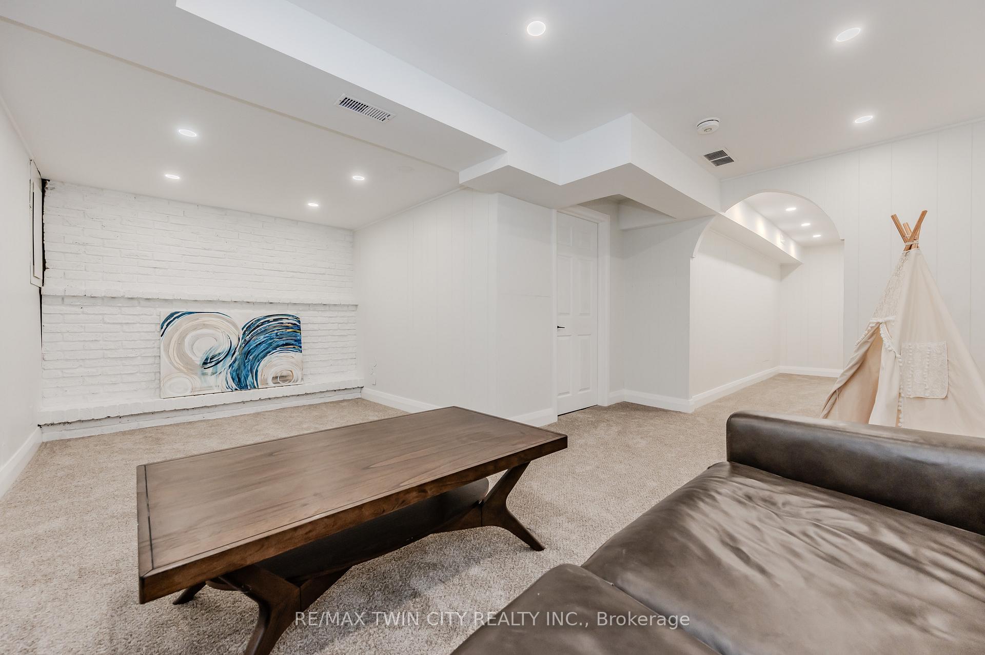 Photo 30 of Unit E, 308 Bluevale Street, Waterloo — HOMEH
