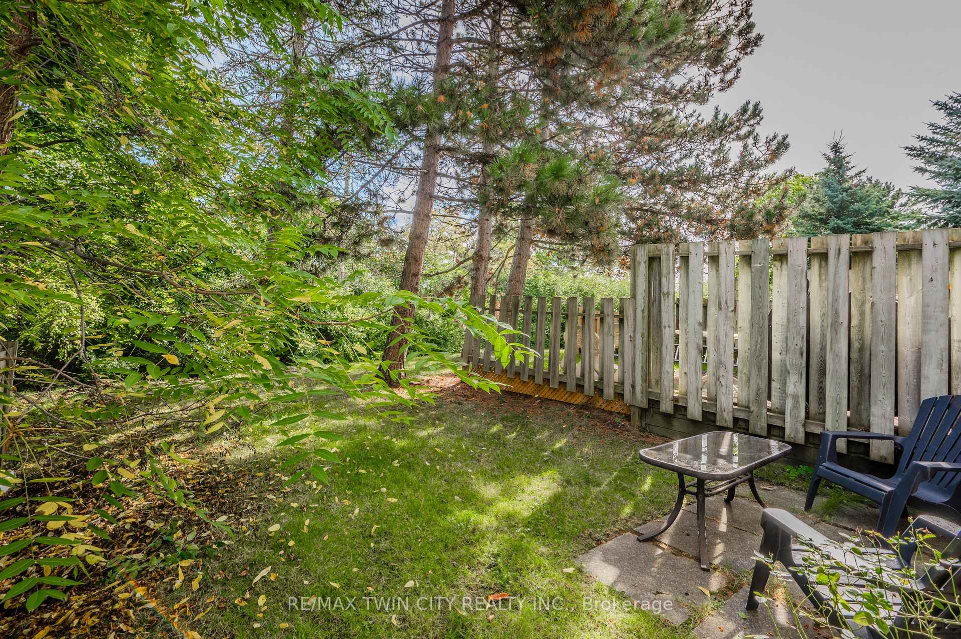Photo 32 of Unit E, 308 Bluevale Street, Waterloo — HOMEH