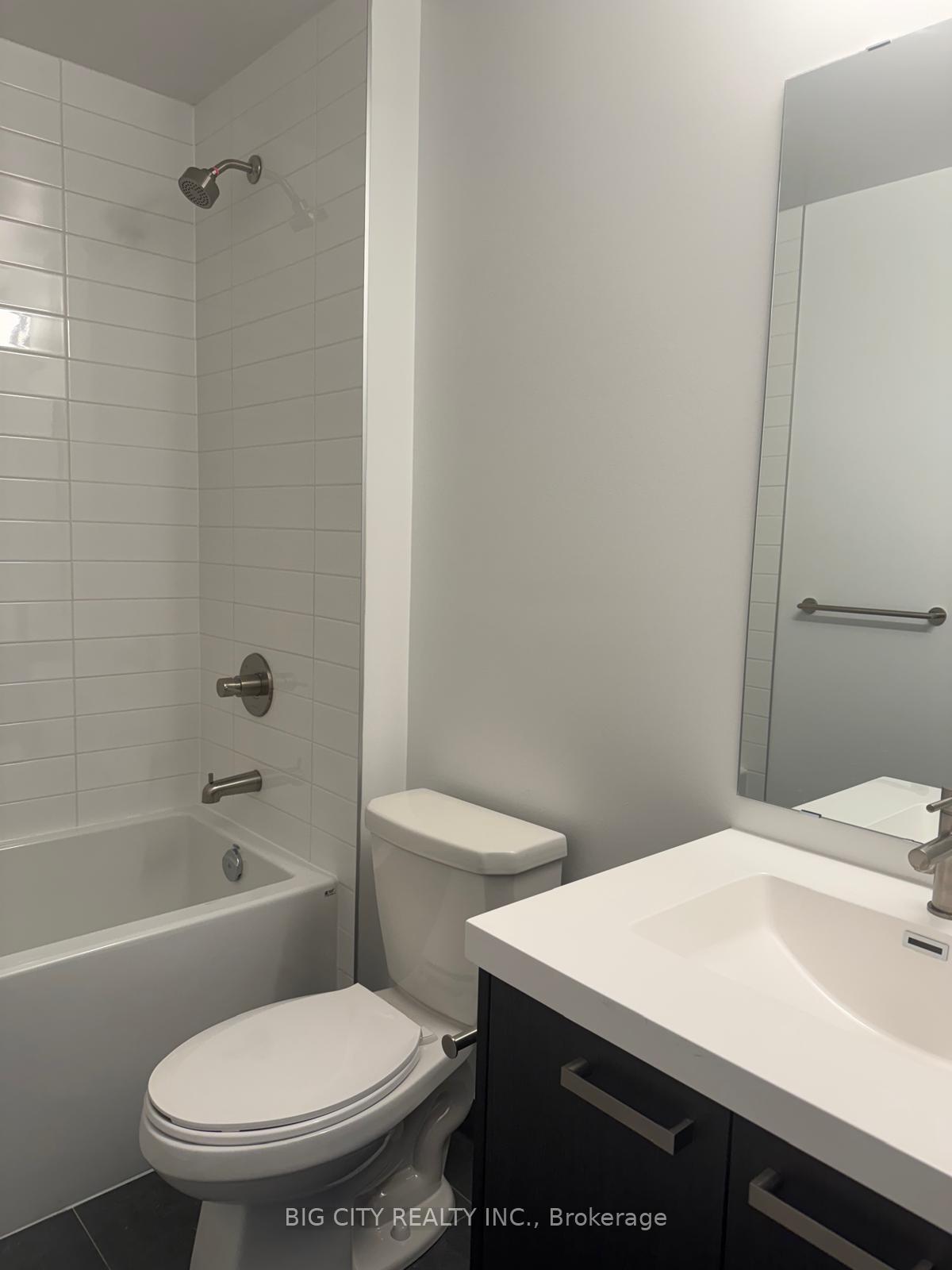Photo 7 of Unit 811, 20 Soudan Avenue, Toronto, Mount Pleasant West — HOMEH