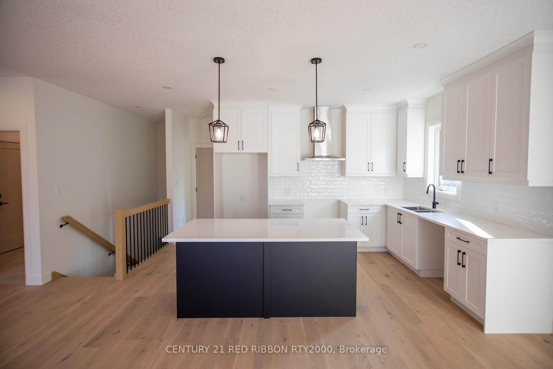 Photo 17 of Unit 6, 430 Head Street N, Strathroy-Caradoc, NE — HOMEH