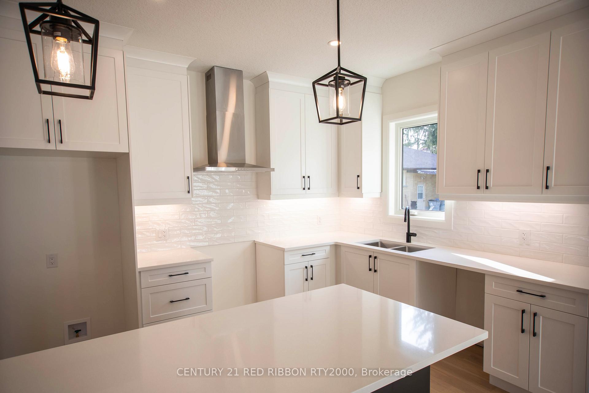 Photo 19 of Unit 6, 430 Head Street N, Strathroy-Caradoc, NE — HOMEH
