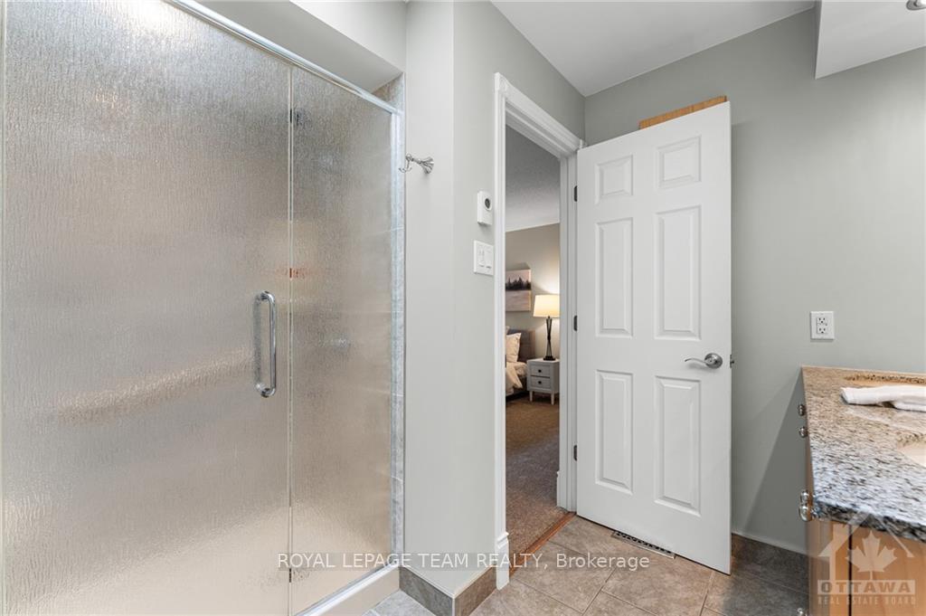 Photo 8 of 40 Spyglass Ridge, Ottawa, Stittsville (Central) — HOMEH