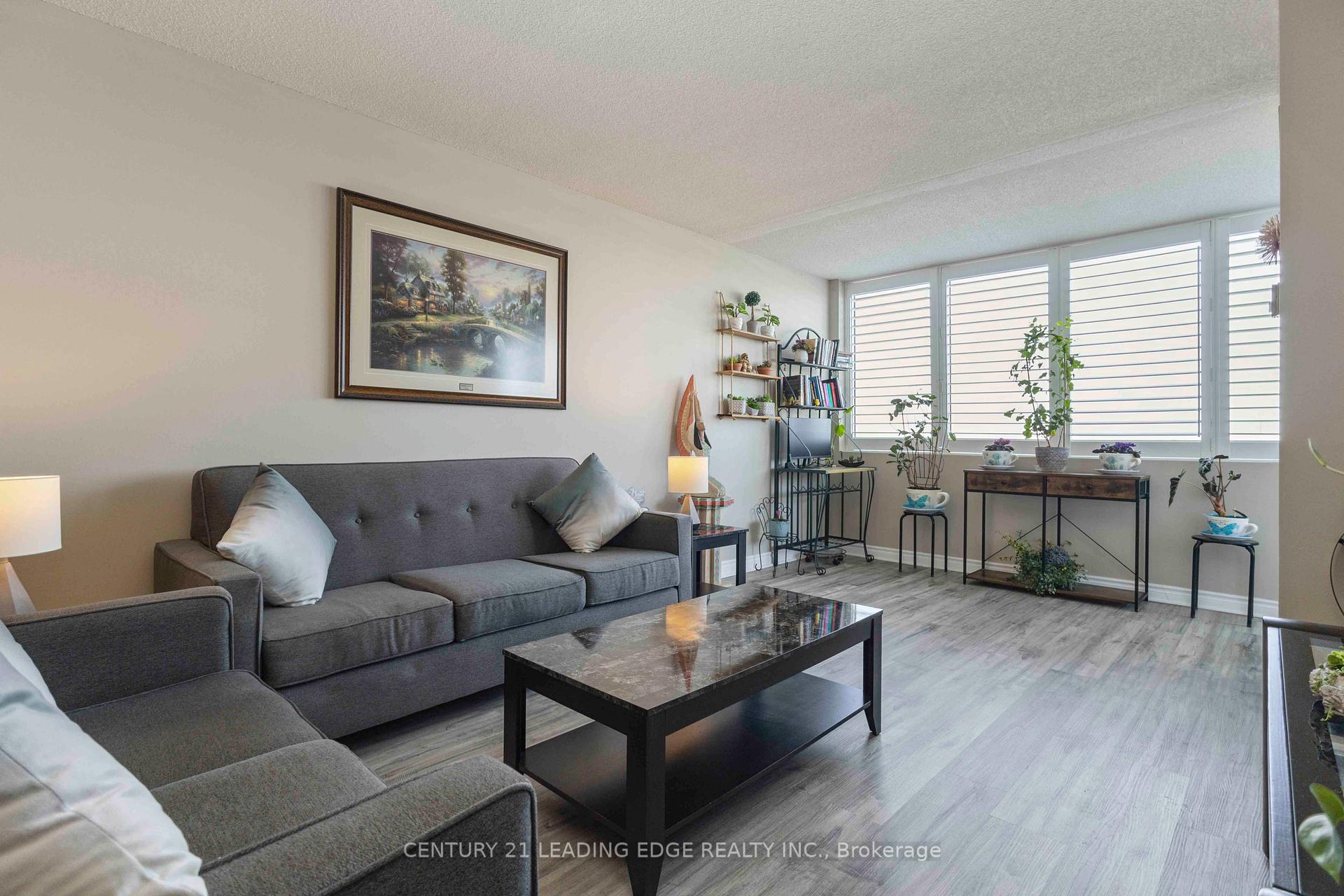 Photo 7 of Unit 809, 1665 Pickering Parkway, Pickering, Village East — HOMEH