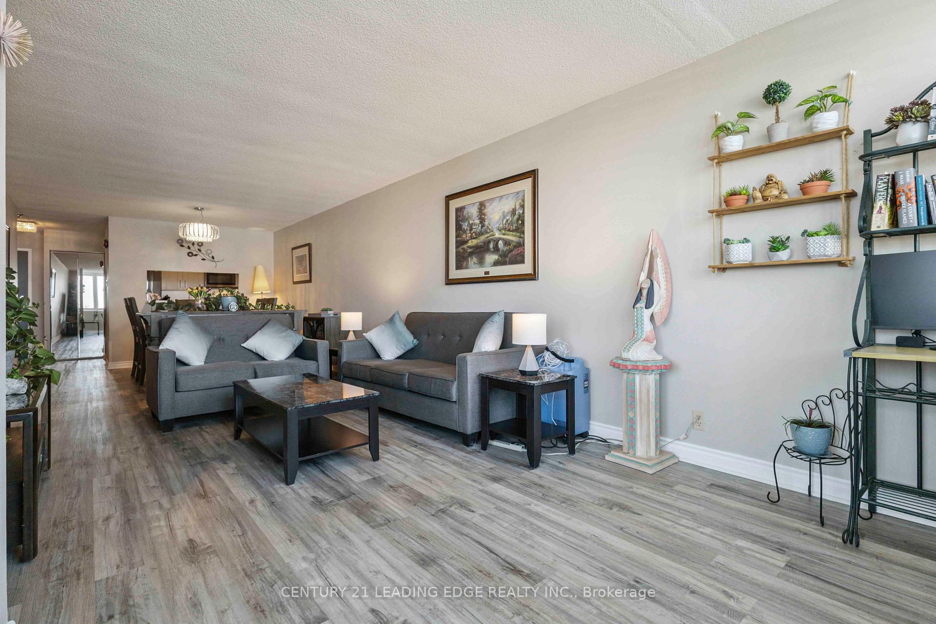 Photo 11 of Unit 809, 1665 Pickering Parkway, Pickering, Village East — HOMEH